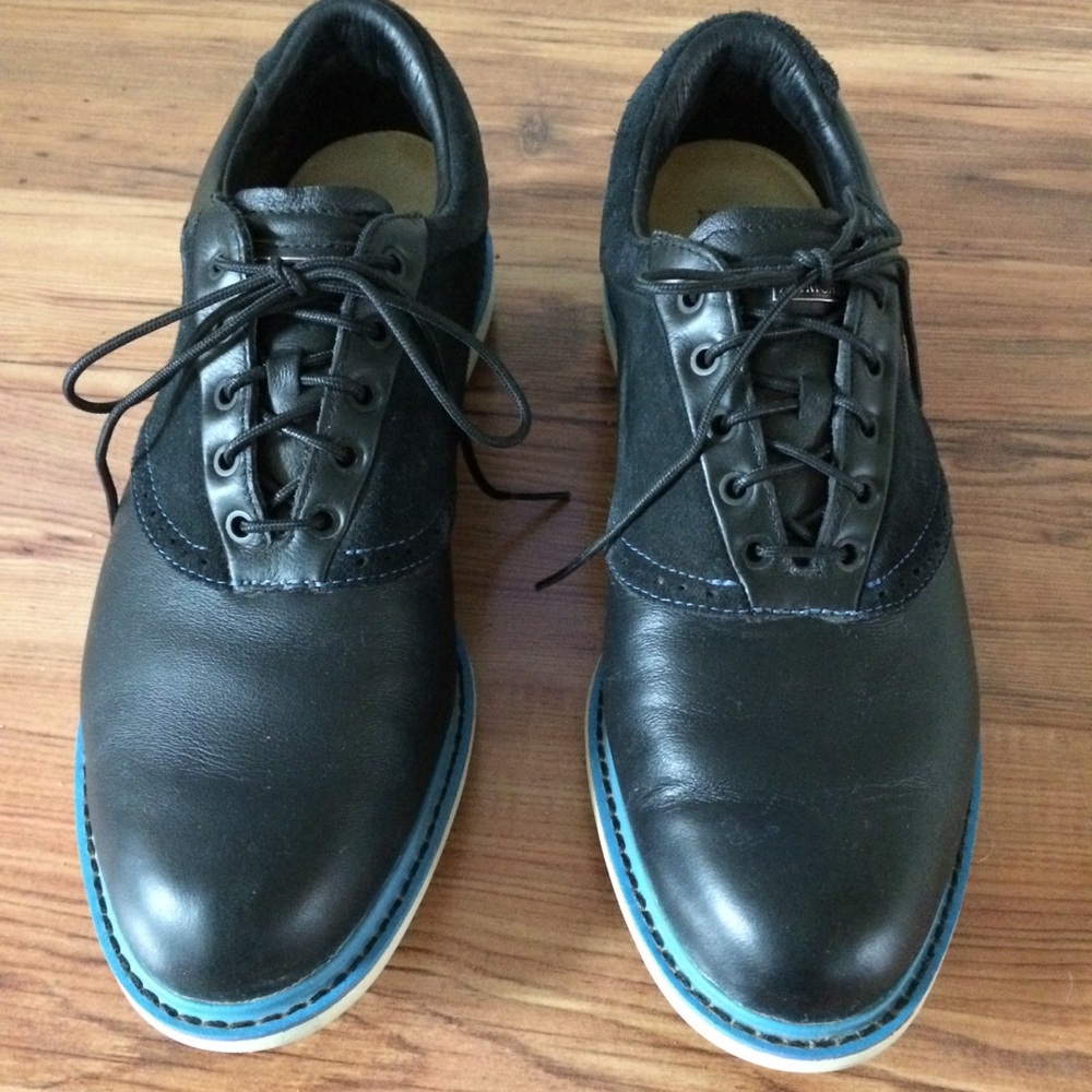 Ashworth Men's golf shoes. Size 10